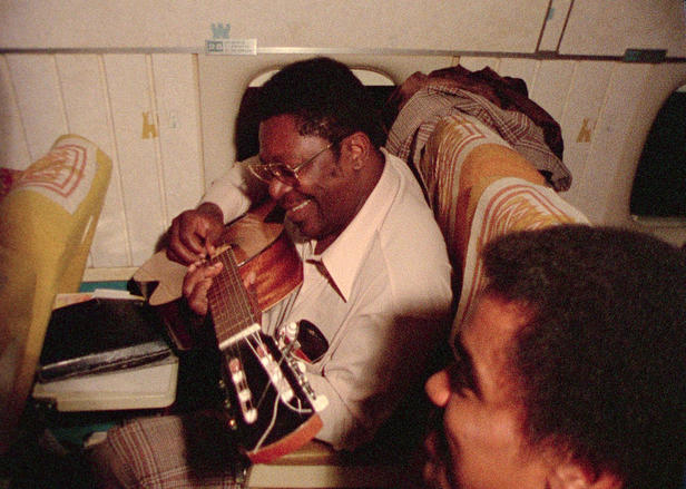 BB King on flight to Zaire