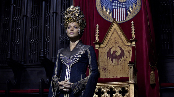 Carmen Ejogo in Fantastic Beasts and Where to Find Them