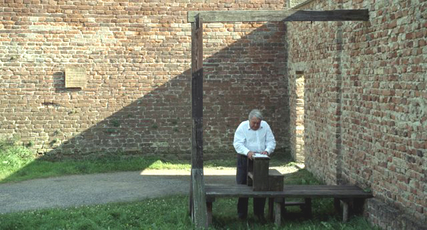 Claude Lanzmann at a ghetto gallows