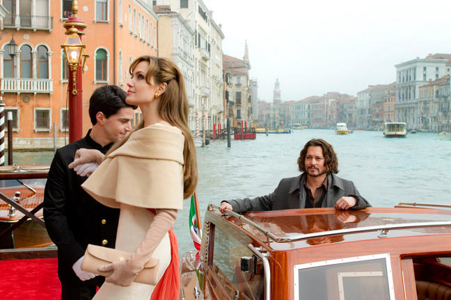 Great shots of Venice make the film enjoyalbe to watch