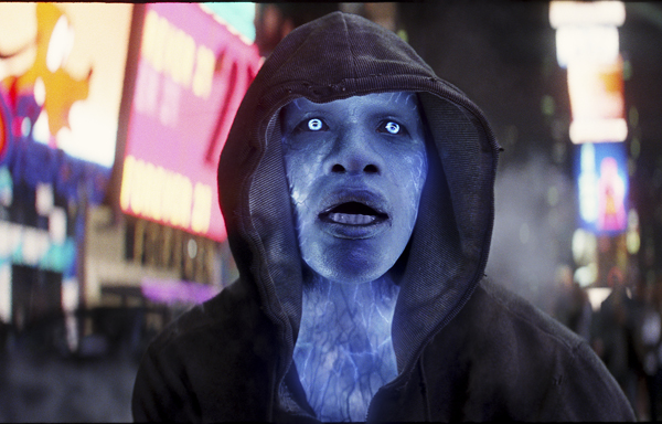 Max turns himself into Electro