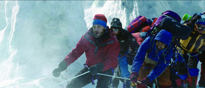 Rob Hall (Jason Clarke) leads the climbing expedition in Everest
