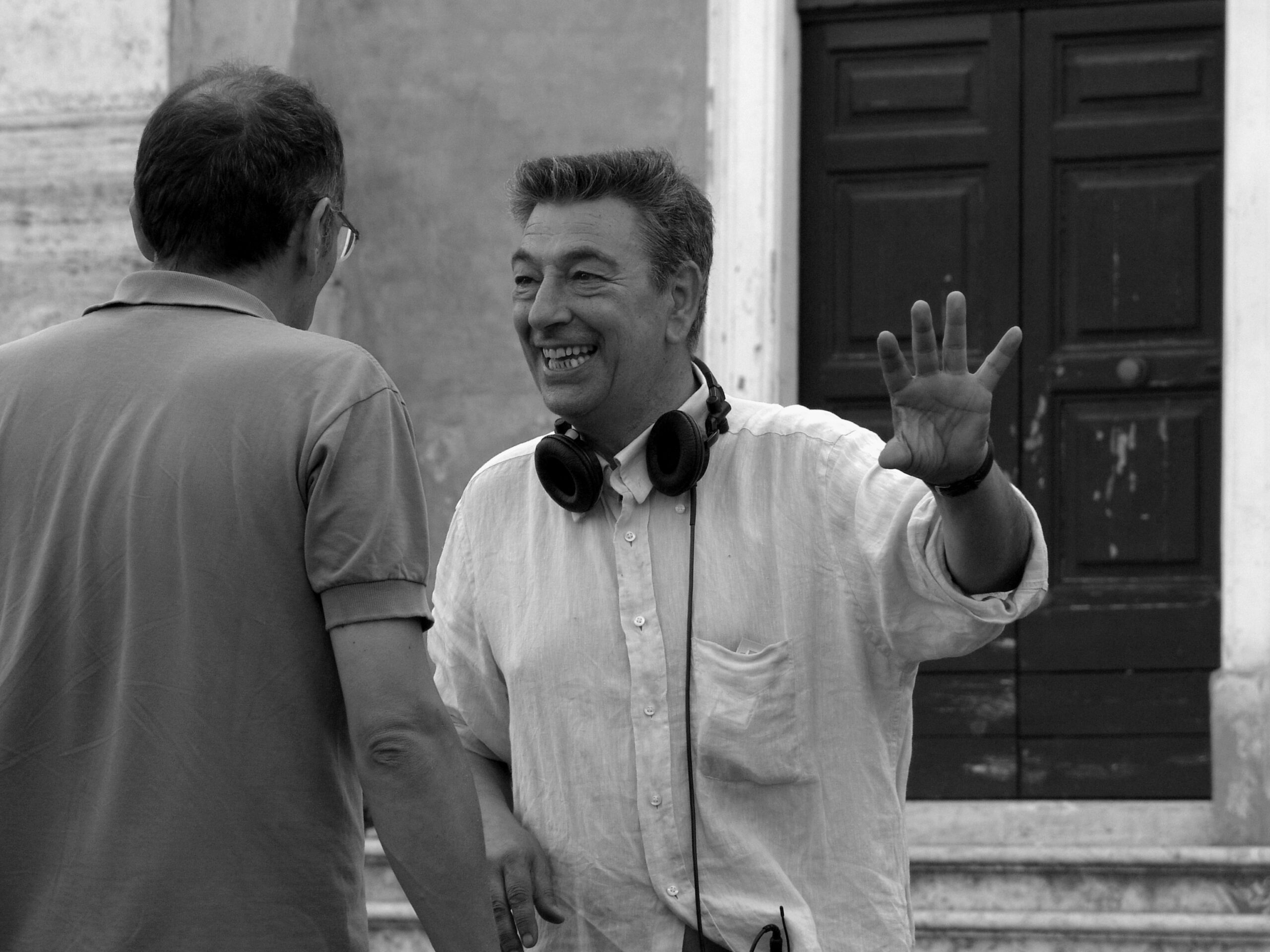 Director Gianni Di Gregorio on the set